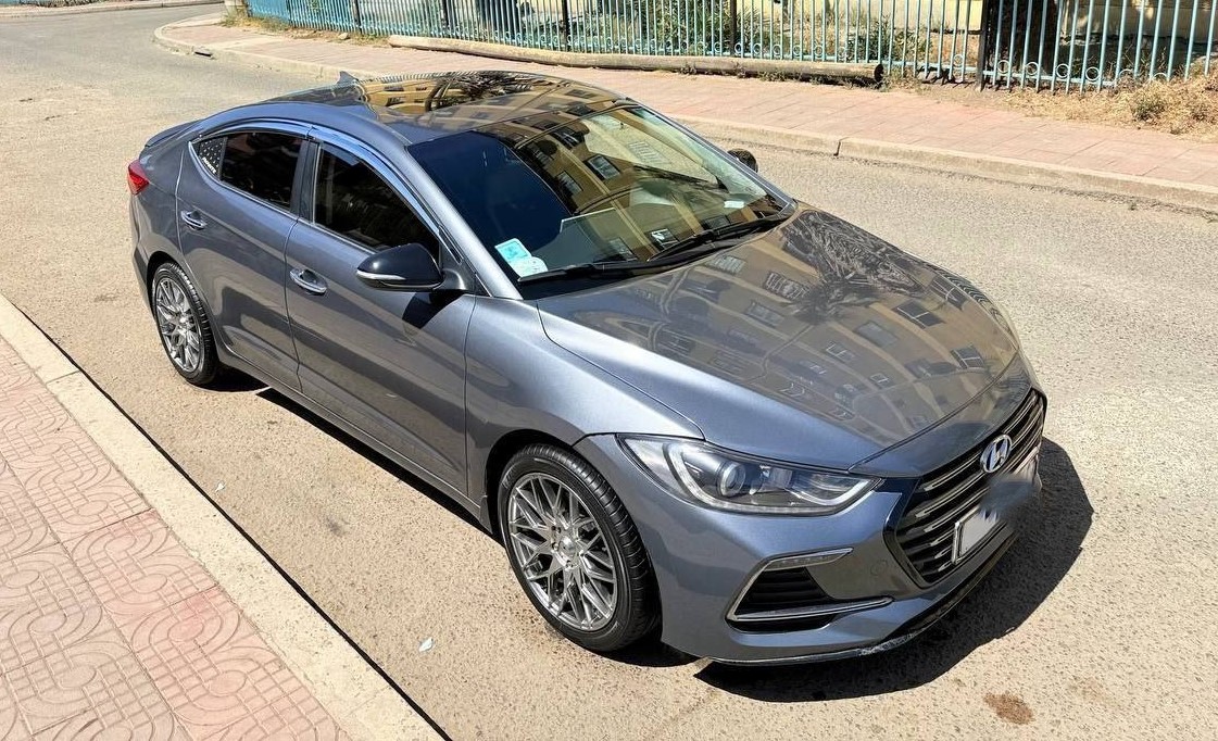 Hyundai Avante (AD) Coupe
