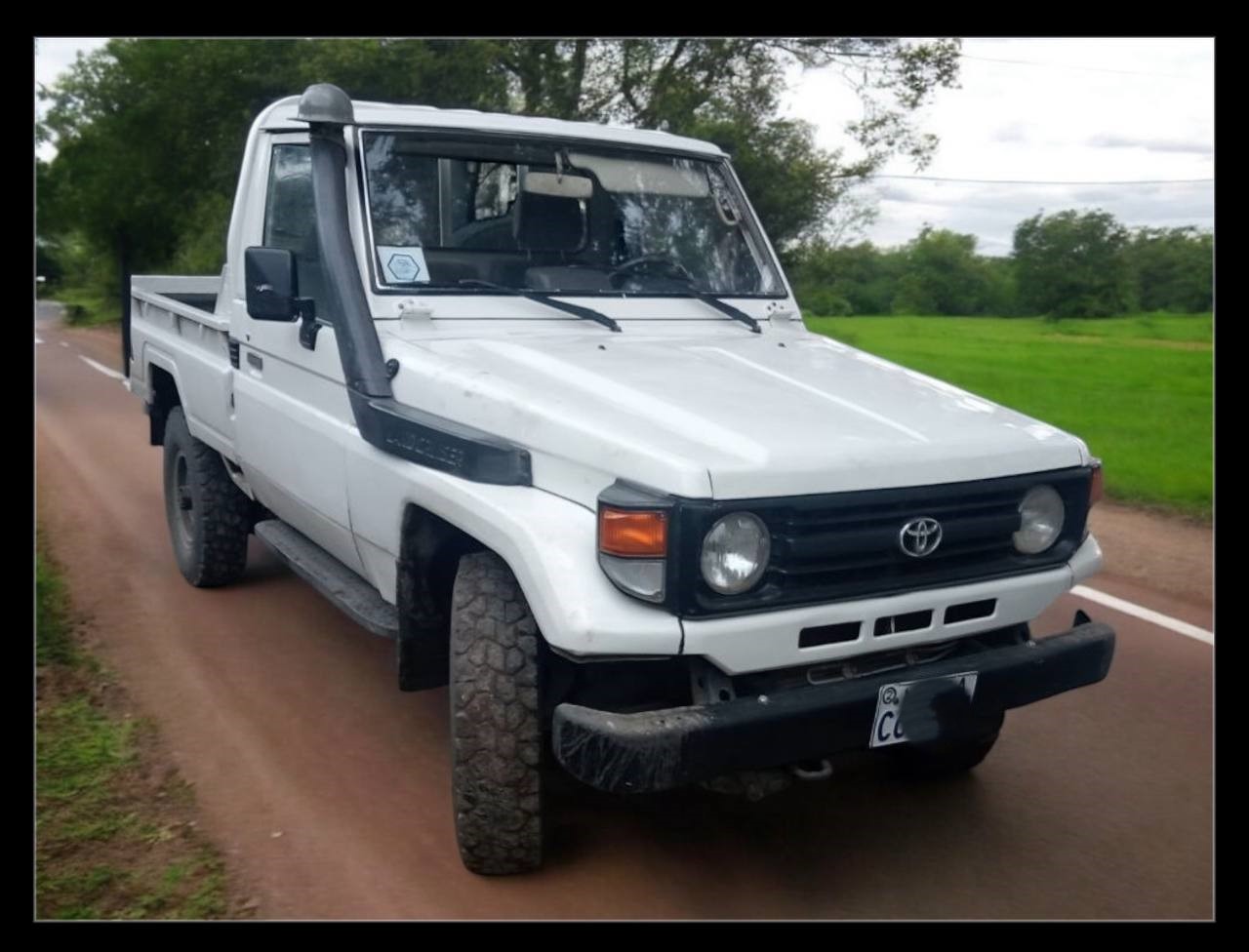 Toyota Land Cruiser Single Cab