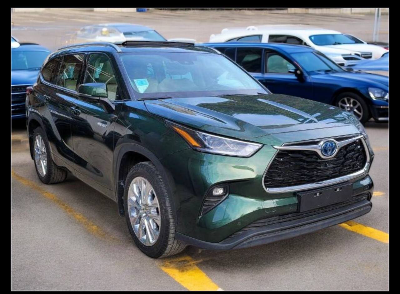 Toyota Highlander (XU70)