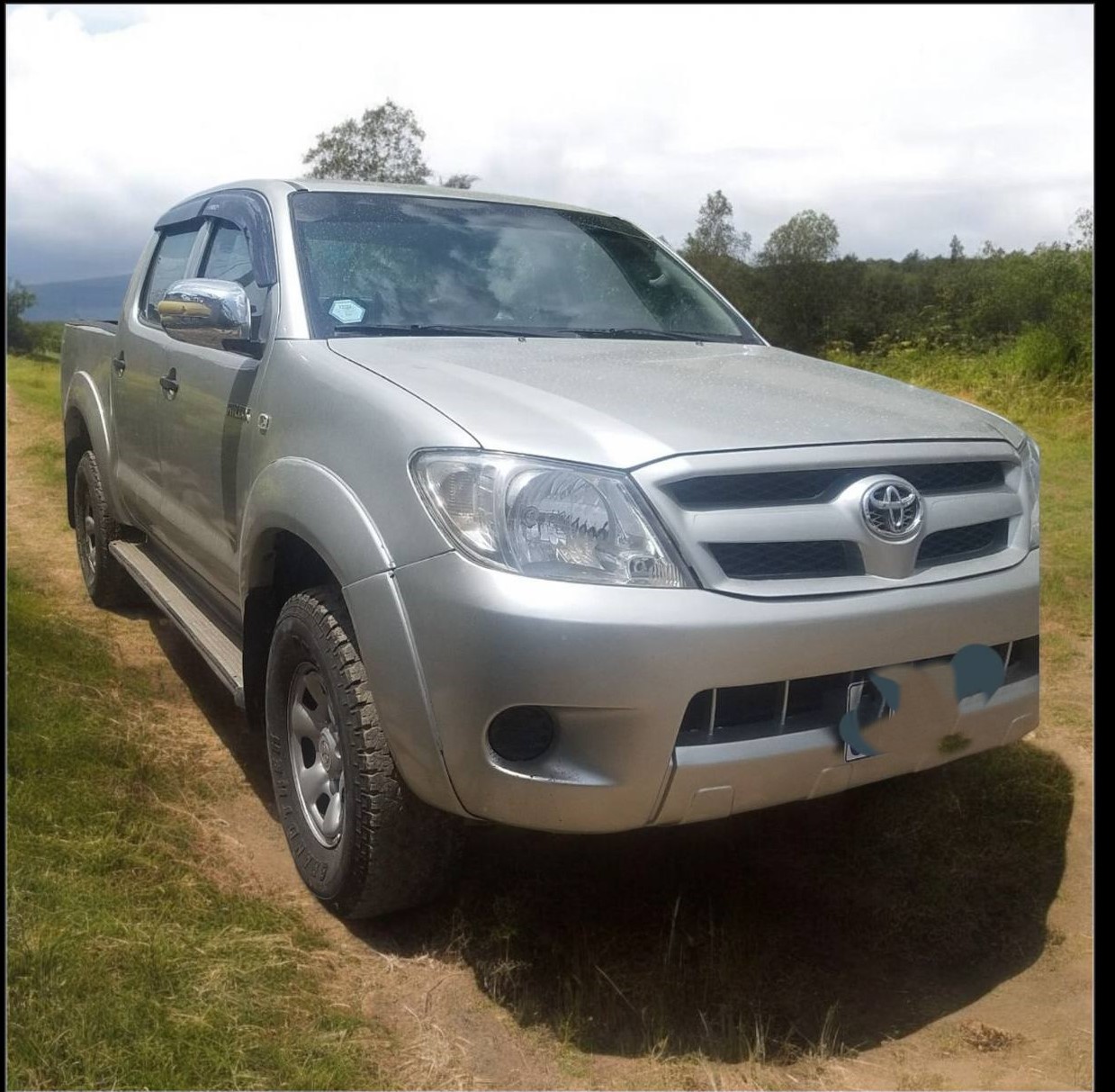 Toyota Hilux (AN30) DC