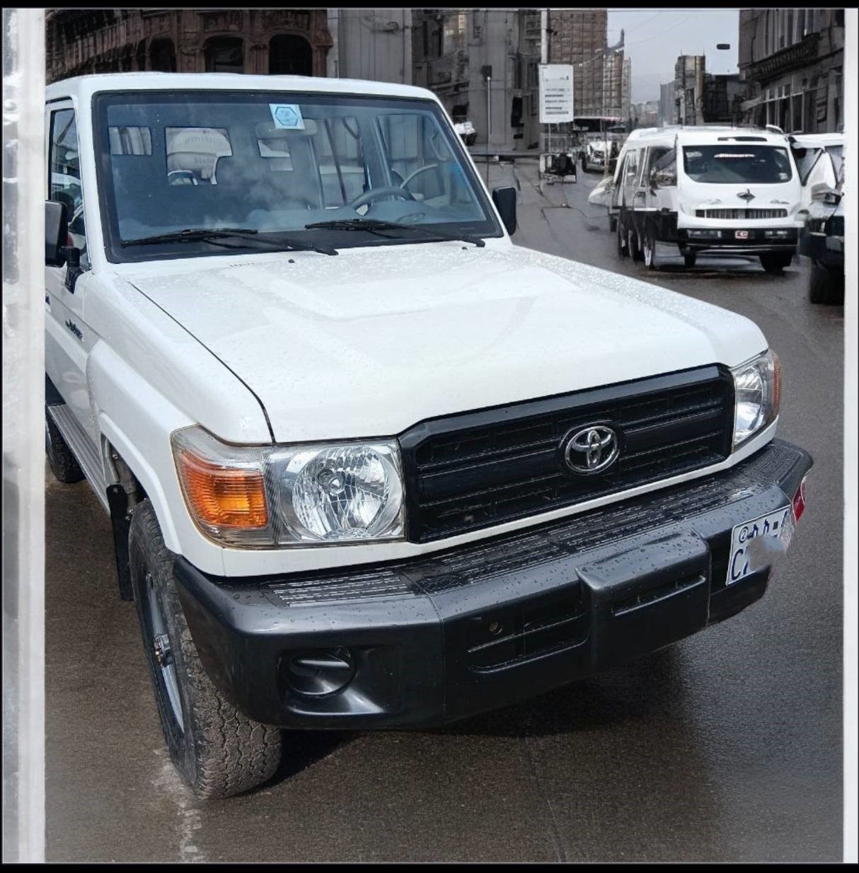 Toyota Land Cruiser (J78)