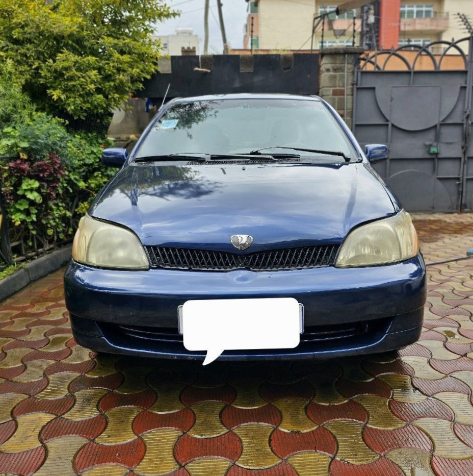 Toyota Platz (XP10)
