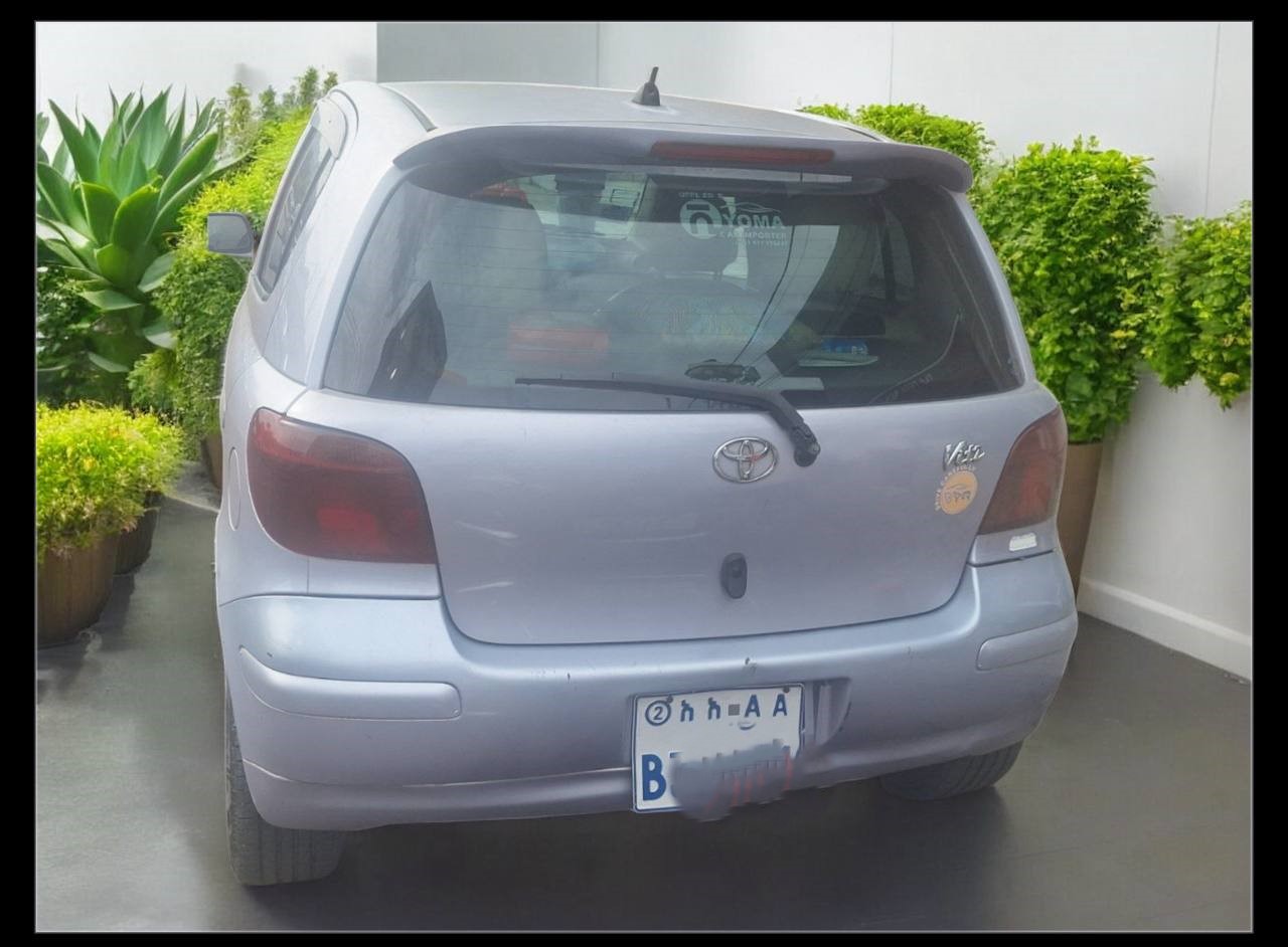 Toyota Vitz (XP10)