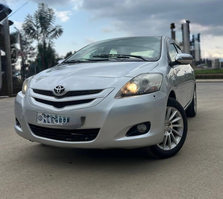 2010 Toyota Belta for Sale