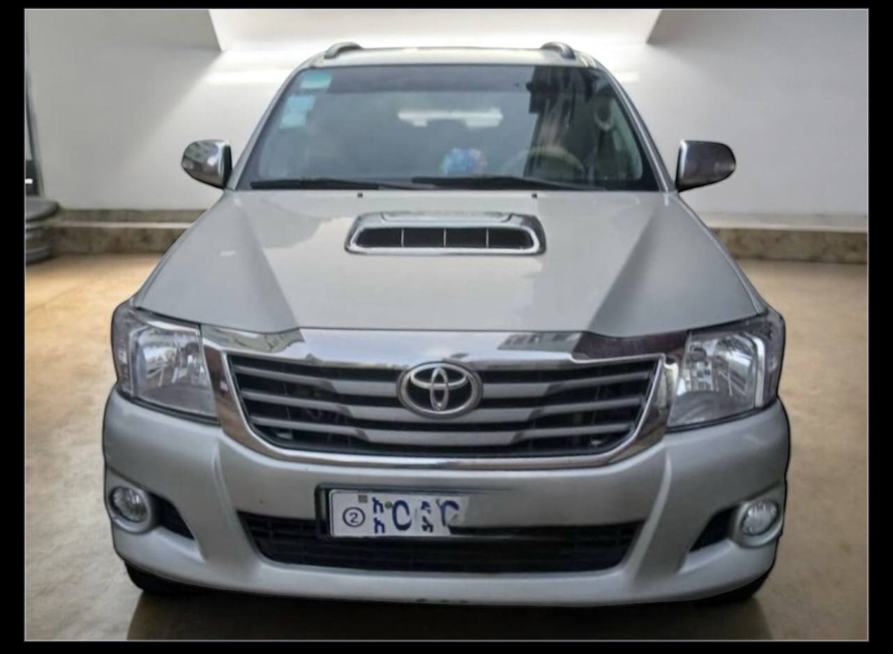 2014 Toyota Hilux for Sale