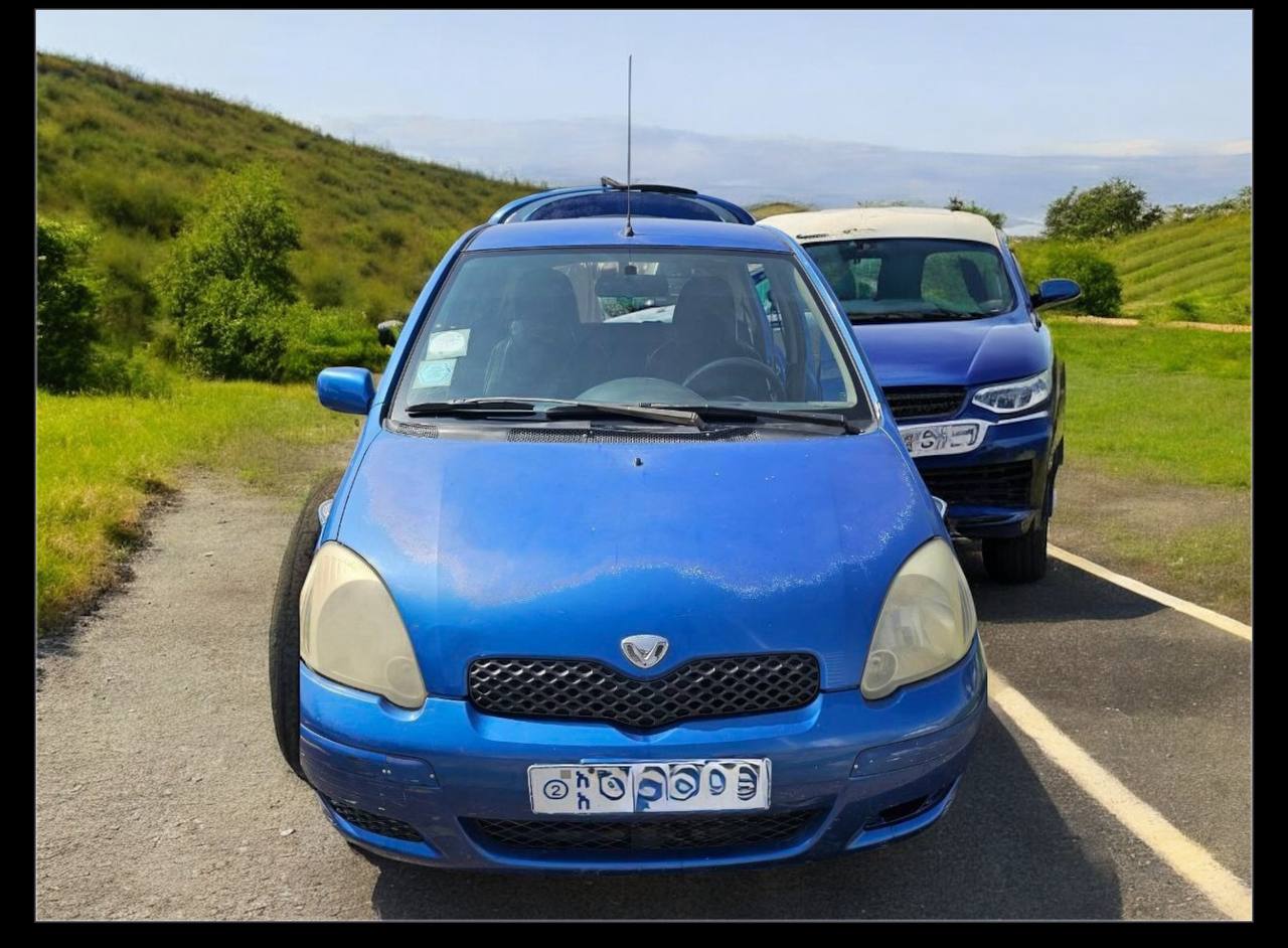 2004 Toyota Vitz for sale