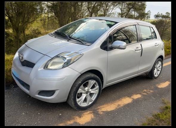 2010 Toyota Vitz for Sale