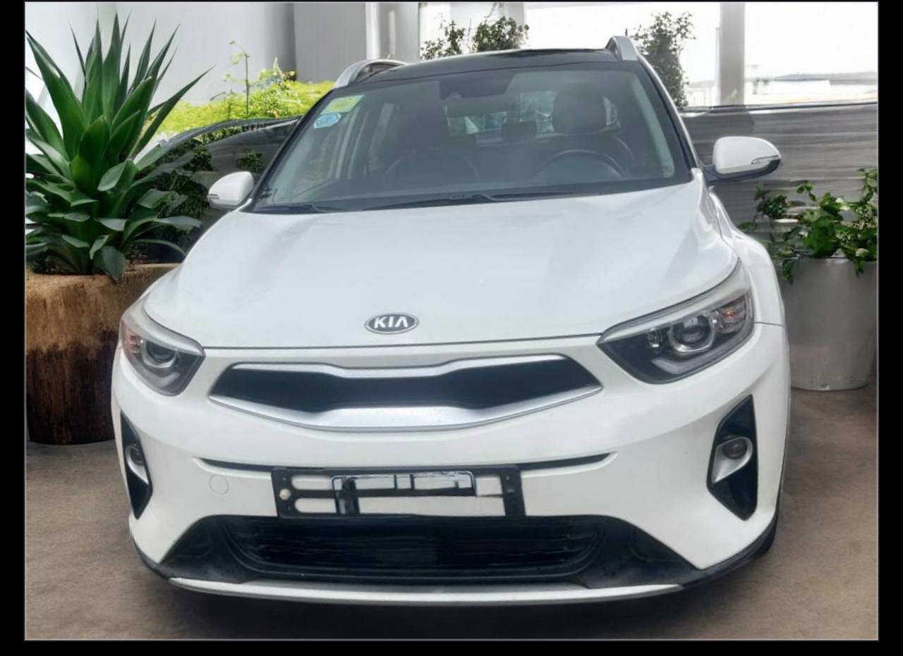 KIA STONIC (YB) SV