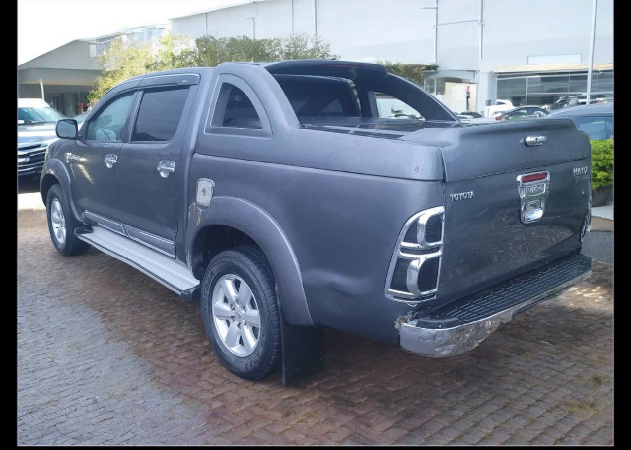 2009 Toyota Hilux Double Cab for Sale