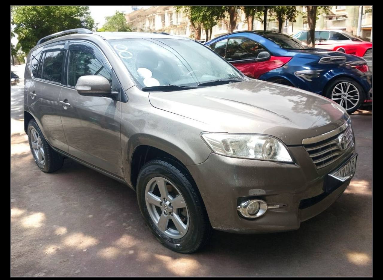 2012 Toyota RAV4 SUV - Reliable & Spacious