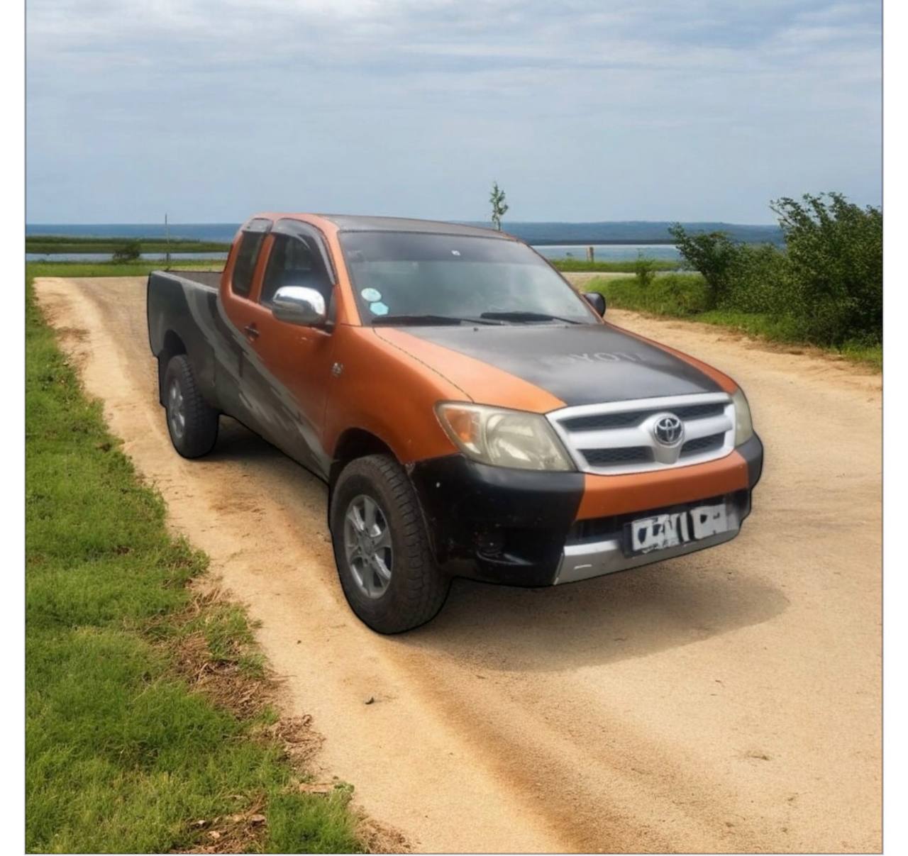 Discover a well-maintained 2006 Toyota Hilux Extra Cab for sale in Addis Ababa for 3,000,000 ETB. Excellent condition, low mileage, and negotiable price!for Sale
