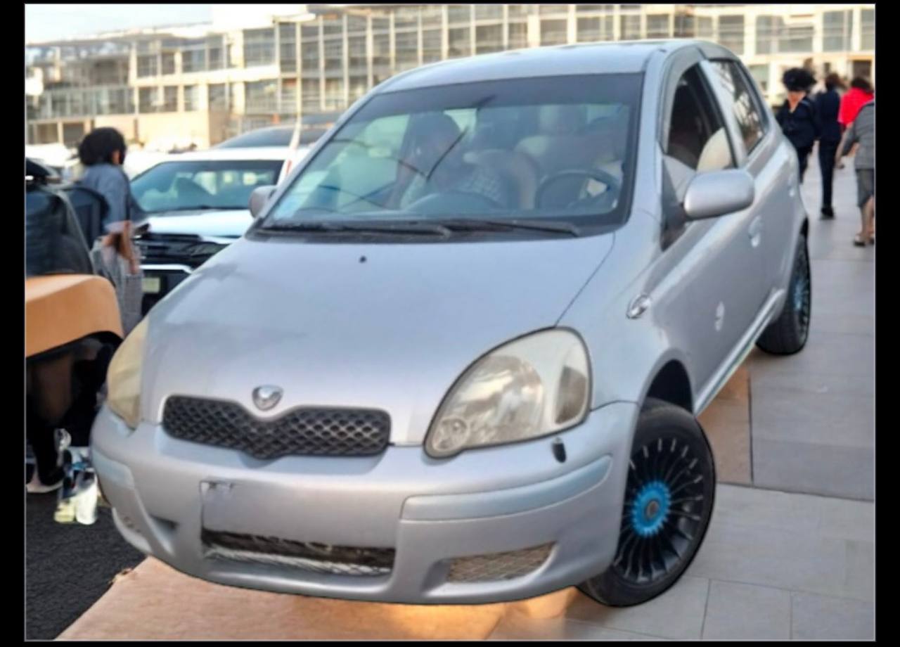 2004 Toyota Vitz for Sale in Ethiopia
