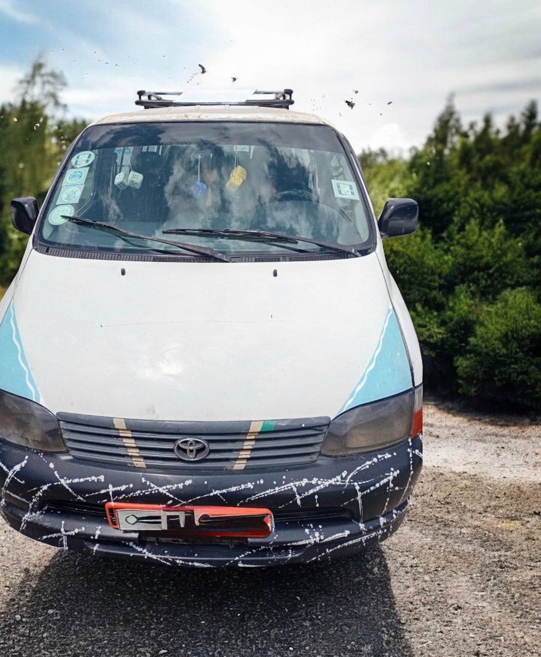 (Bank Dept.)Toyota Granvia HiAce