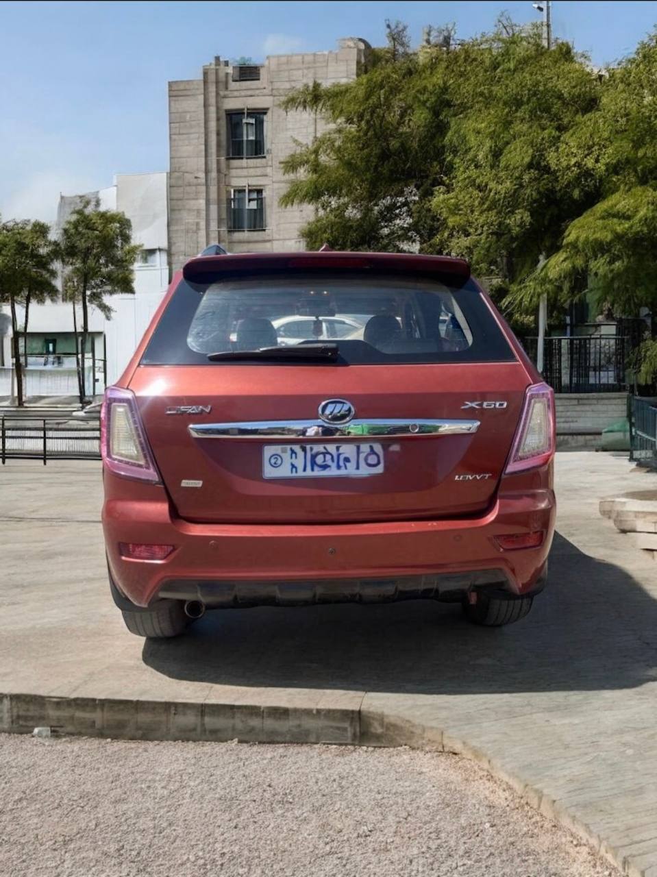 2014 Lifan X60 SUV in excellent condition with stylish exterior and spacious interior.