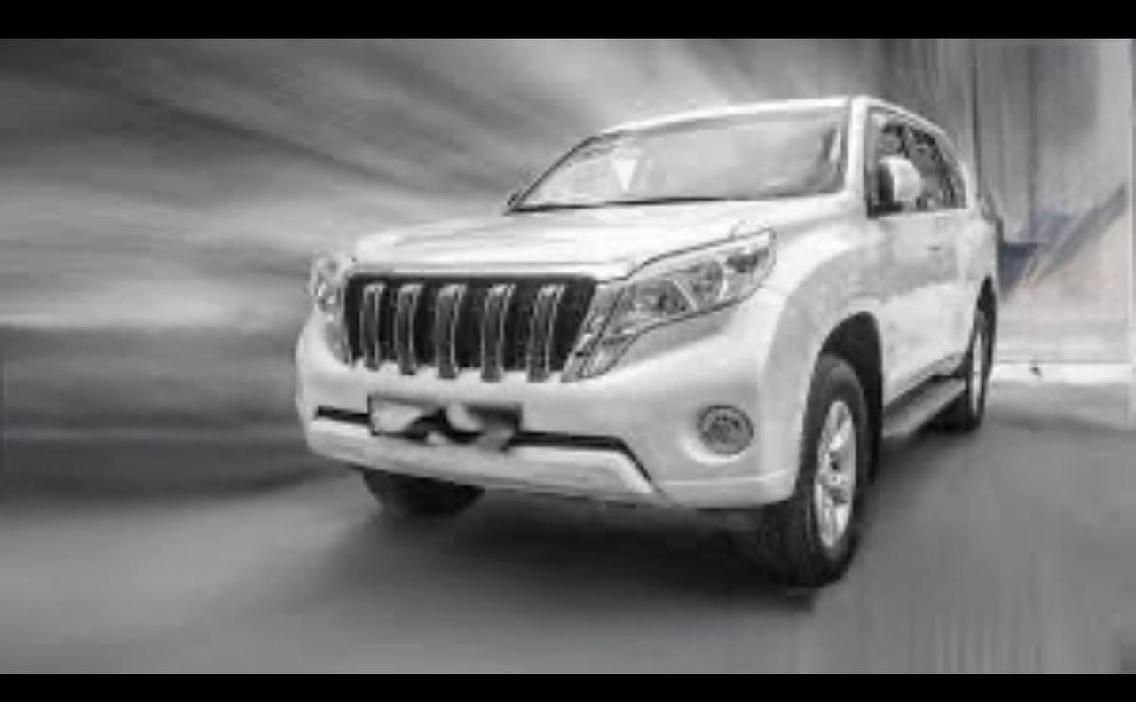 xterior View: White 2020 Toyota Land Cruiser Prado J150 for sale in Addis Ababa - best Prado price Ethiopia Interior/Dashboard: Luxury 12.3-inch touchscreen and leather interior of 2020 Toyota Prado J150 High-Spec Engine/Rear: 2.8L 1GD-FTV Turbo Diesel engine of 2020 Land Cruiser Prado with 35k km mileage