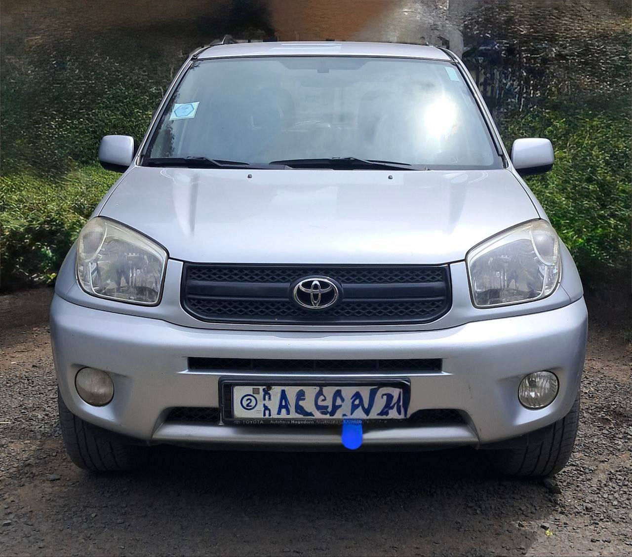 Silver 2005 Toyota RAV4 XA20 exterior view in Addis Ababa Ethiopia