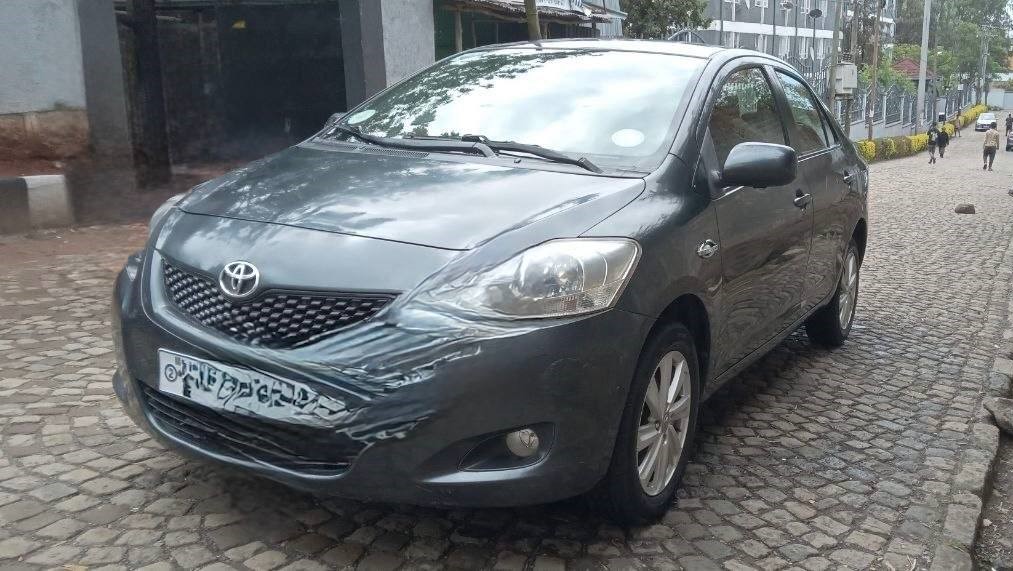 Silver 2010 Toyota Yaris XP90 factory standard for sale in Addis Ababa Ethiopia
