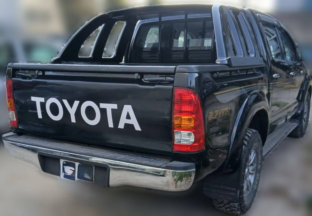 Automatic transmission 5-speed A750F Toyota Hilux Dubai conversion interior