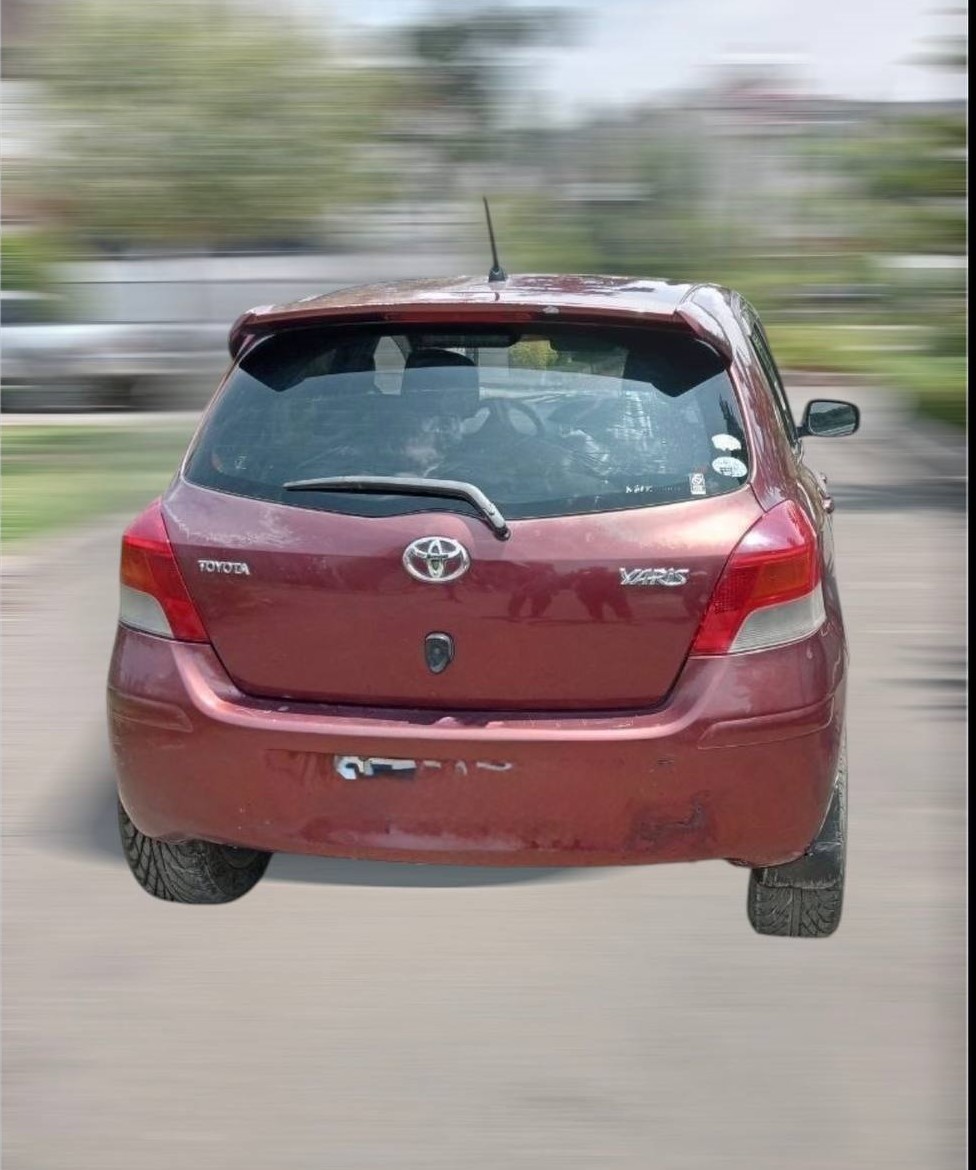 Competitive Vitz price in Ethiopia for silver 2010 Toyota model