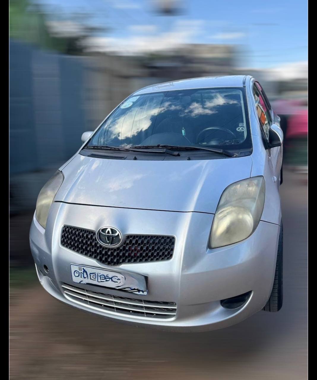 Front view of a factory-standard Toyota Yaris 2010 Ethiopia for sale in Addis Ababa.