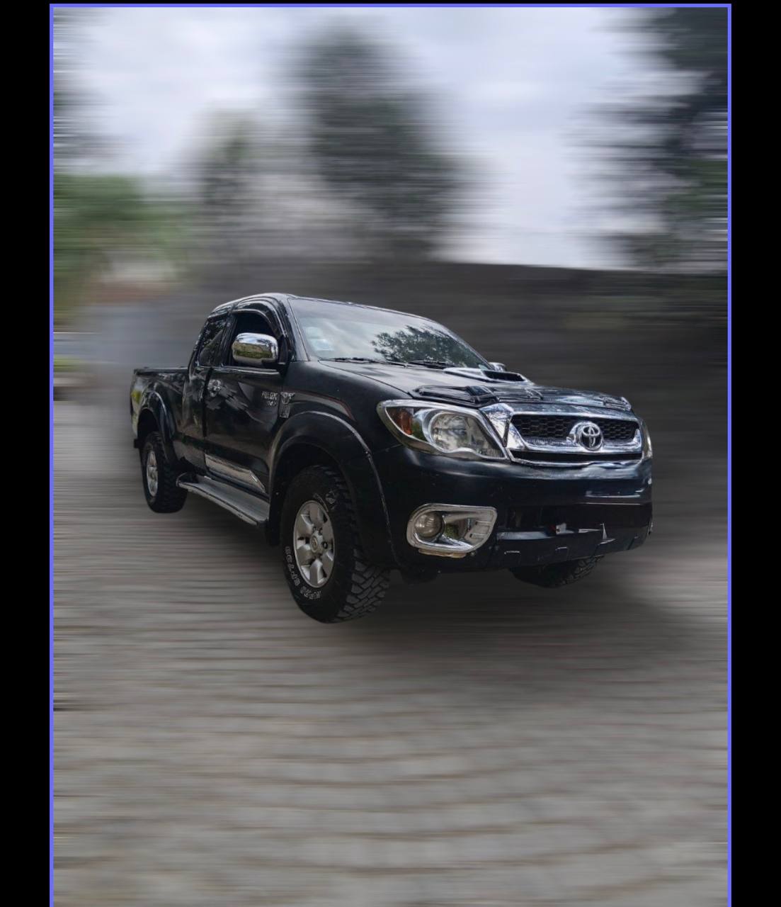 Toyota Hilux (Bank)