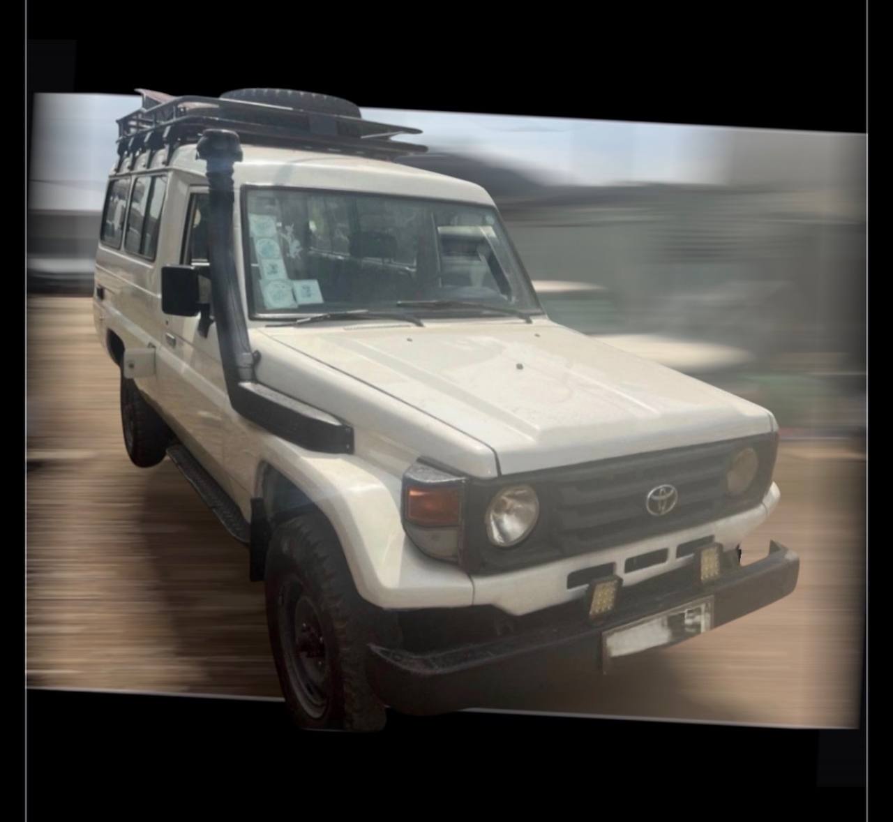 Toyota Land Cruiser J78 “Troop Carrier”