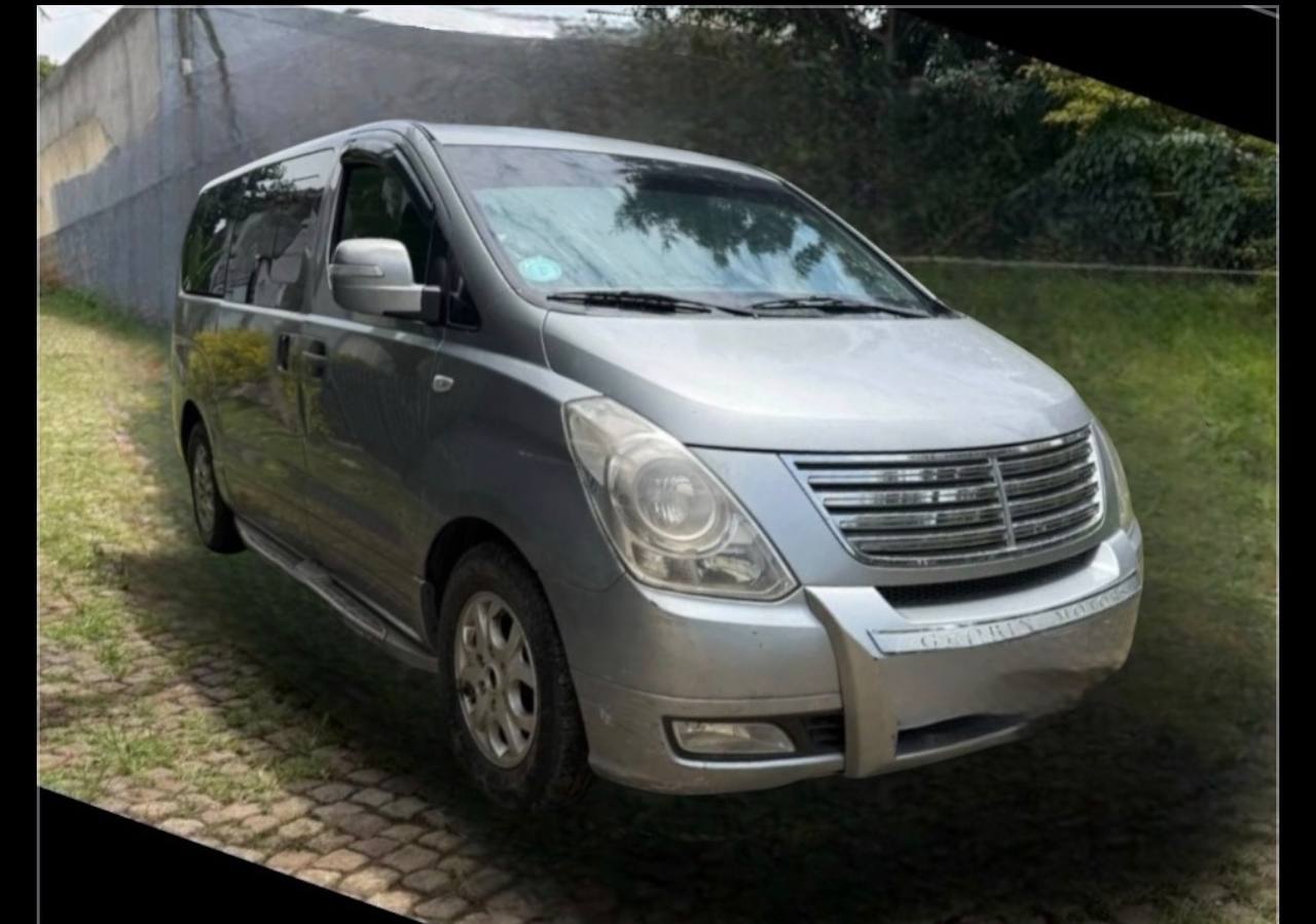 Hyundai Grand Starex