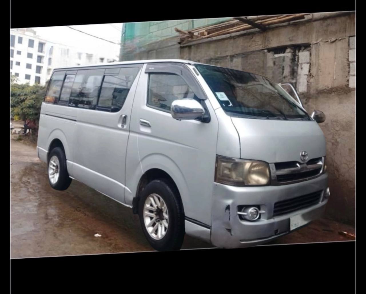 Toyota HiAce GL “Abadula”